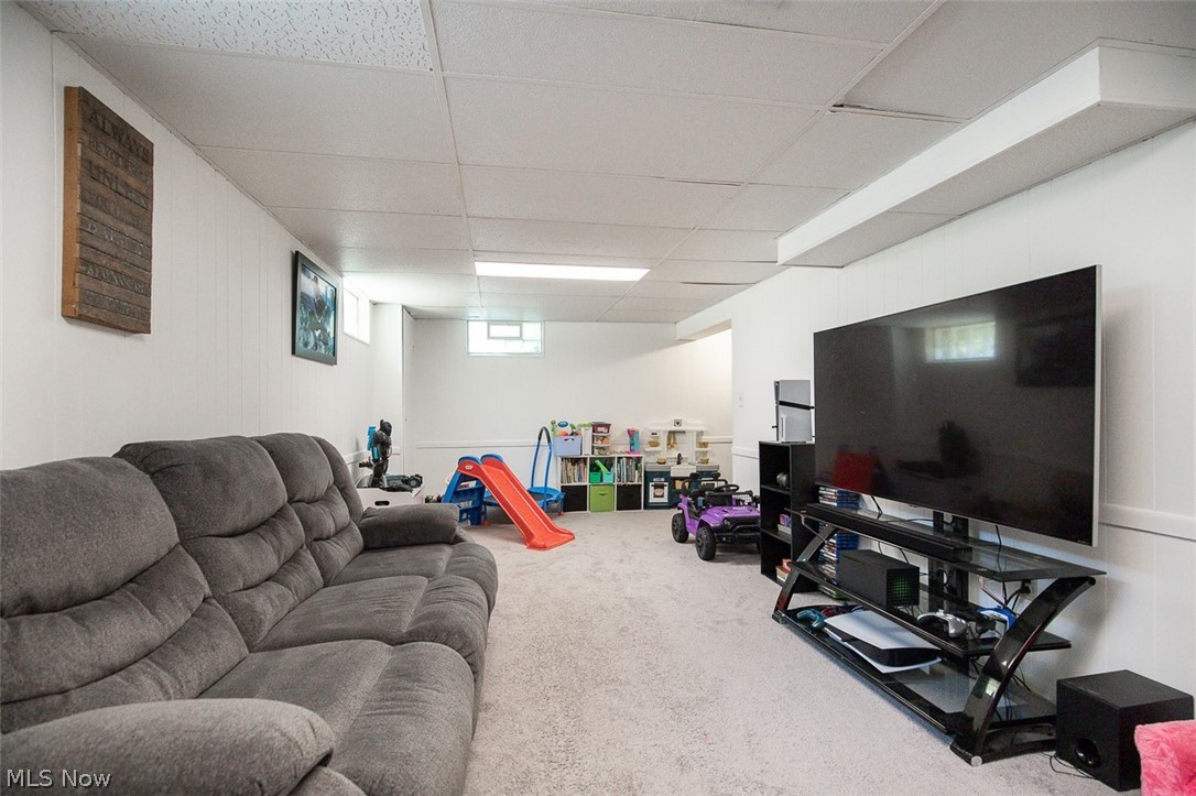 1724 Wiltshire Road Akron, OH 44313 - Photo 24 of 31