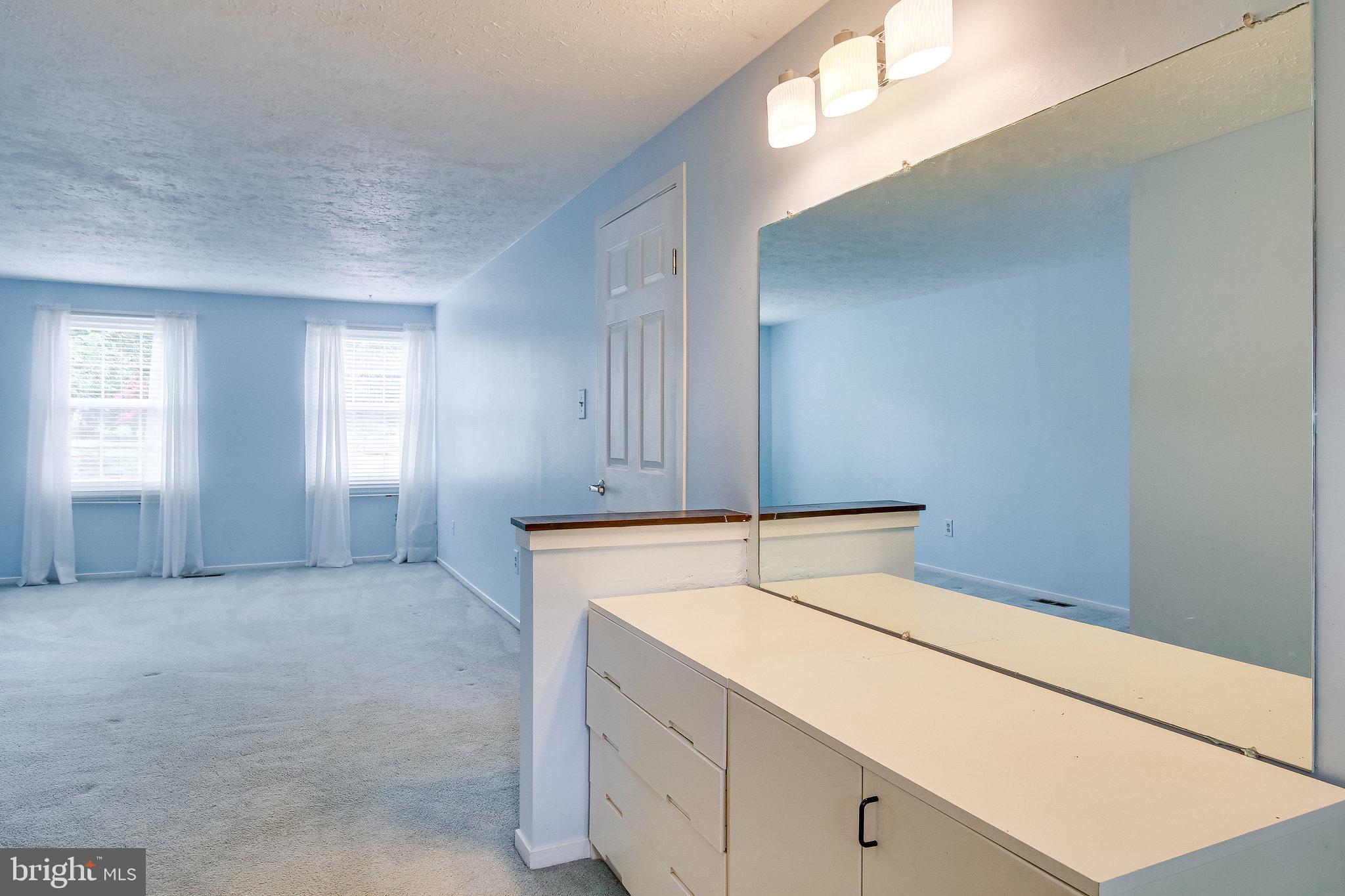 8301 Old Tree Court Springfield, VA 22153 - Photo 22 of 30 Gallery Image 22