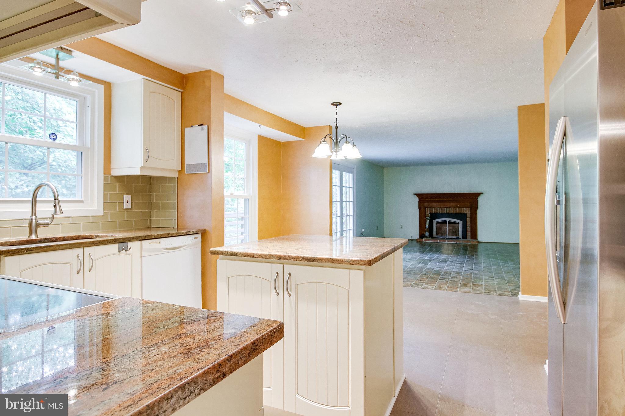 8301 Old Tree Court Springfield, VA 22153 - Photo 10 of 30 Updated kitchen!
