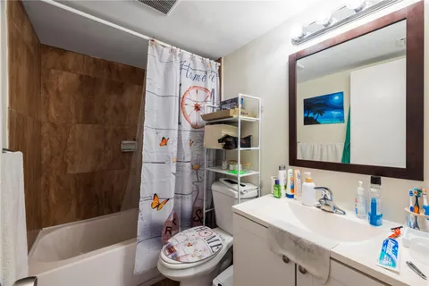 $220,000 | 10710 Royal Palm Boulevard, Unit 22, Coral Springs, FL 33065