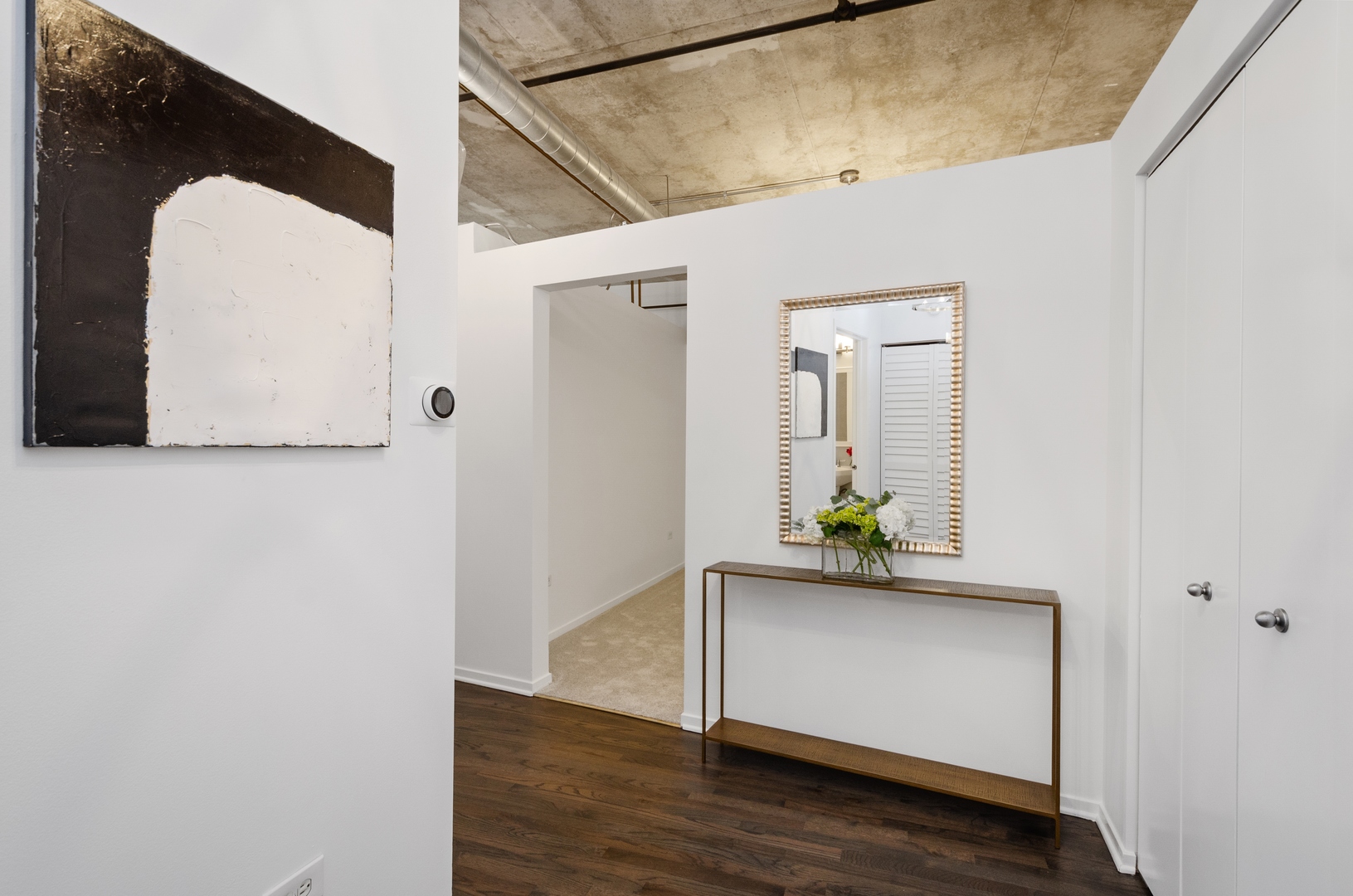 6 South Laflin Street, Unit 607 Chicago, IL 60607 - Photo 3 of 26