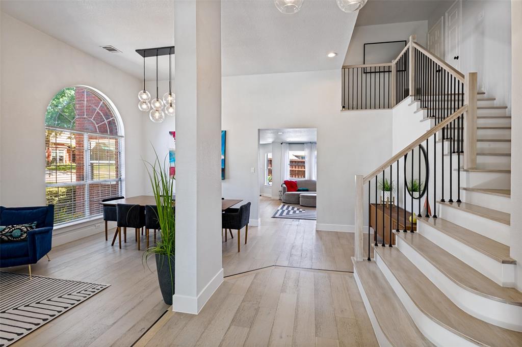 534 Post Oak Road Grapevine, TX 76051 - Photo 4 of 36
