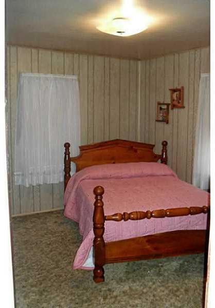 565 Reno Street Rochester, PA 15074 - Photo 19 of 25 Bedroom. 2nd Bedroom