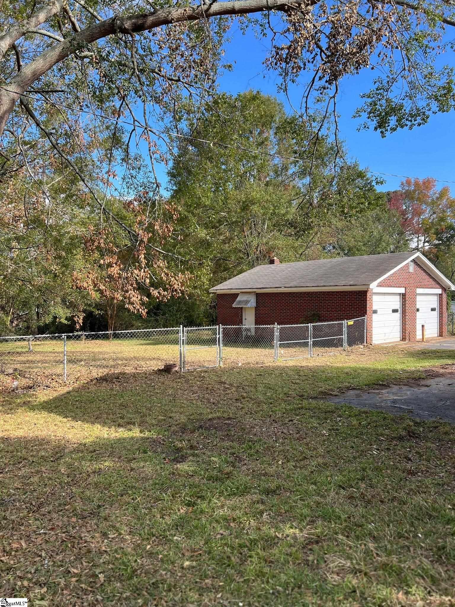 460 State Rd S-42-50 Woodruff, SC 29388 - Photo 21 of 24