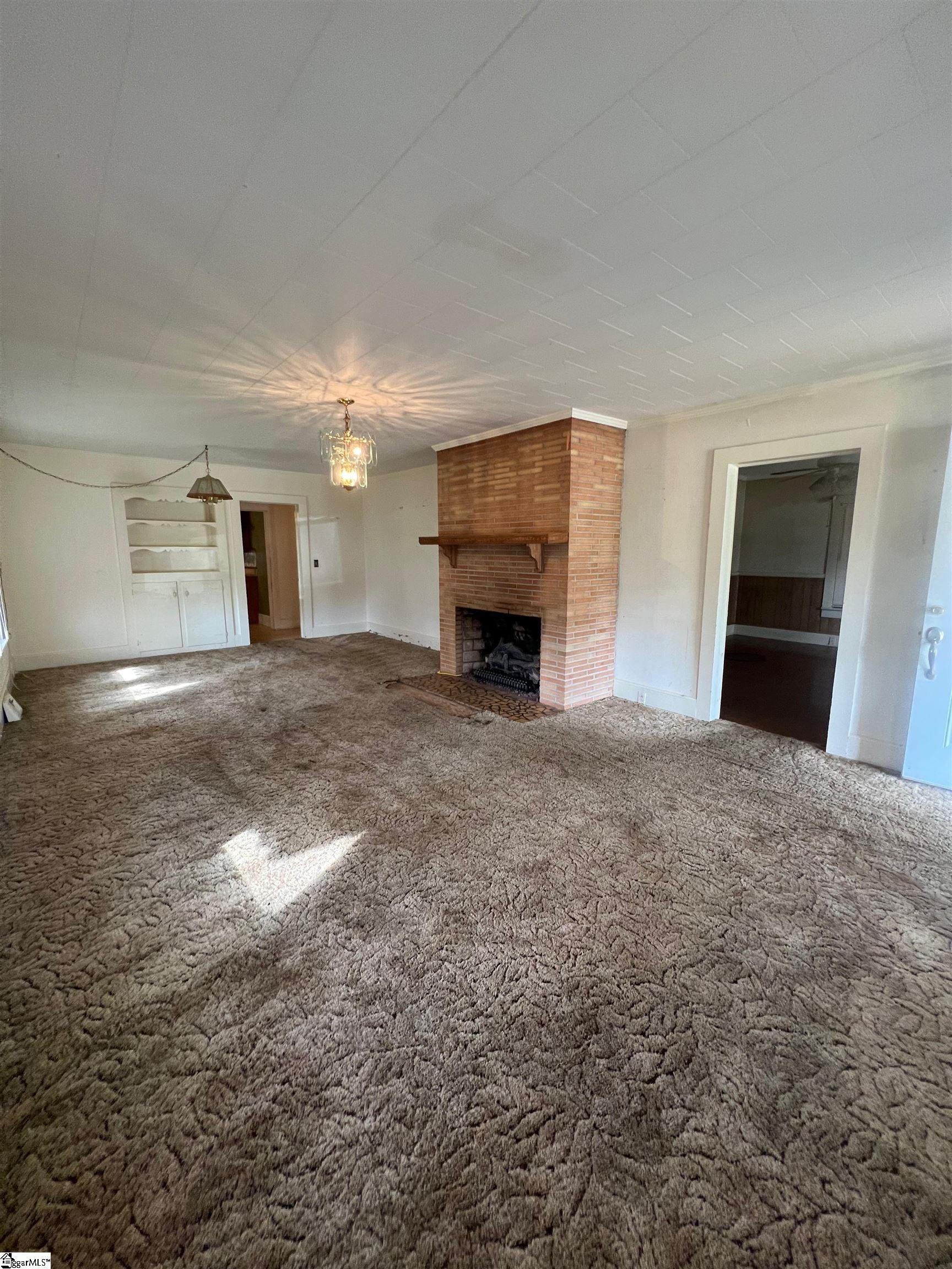 460 State Rd S-42-50 Woodruff, SC 29388 - Photo 7 of 24