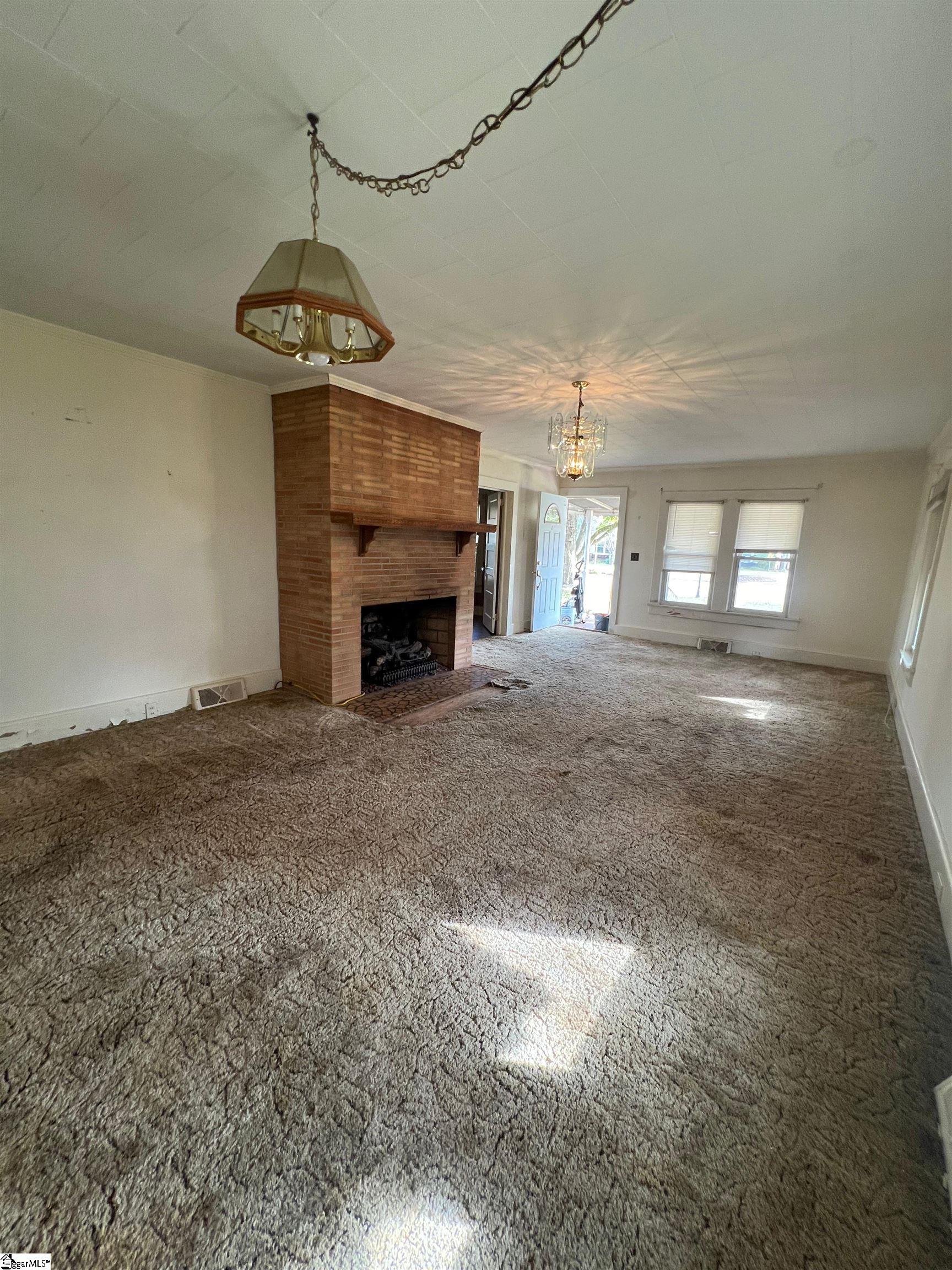 460 State Rd S-42-50 Woodruff, SC 29388 - Photo 8 of 24