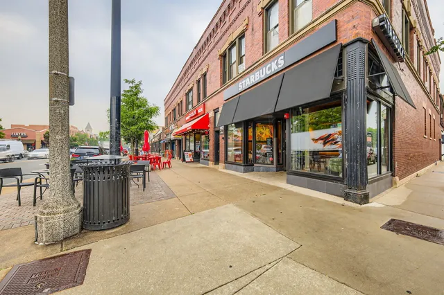 a view of fountain along with trees and entertaining space