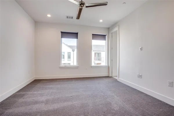 $3,100 | 4426 Cabell Drive, Unit 1202, Dallas, TX 75204