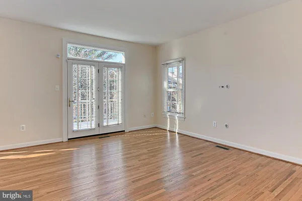 $4,100 | 1850 Brenthill Court, Vienna, VA 22182