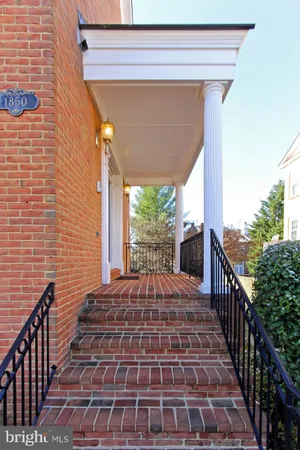 $4,100 | 1850 Brenthill Court, Vienna, VA 22182