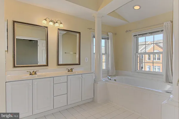 $4,100 | 1850 Brenthill Court, Vienna, VA 22182