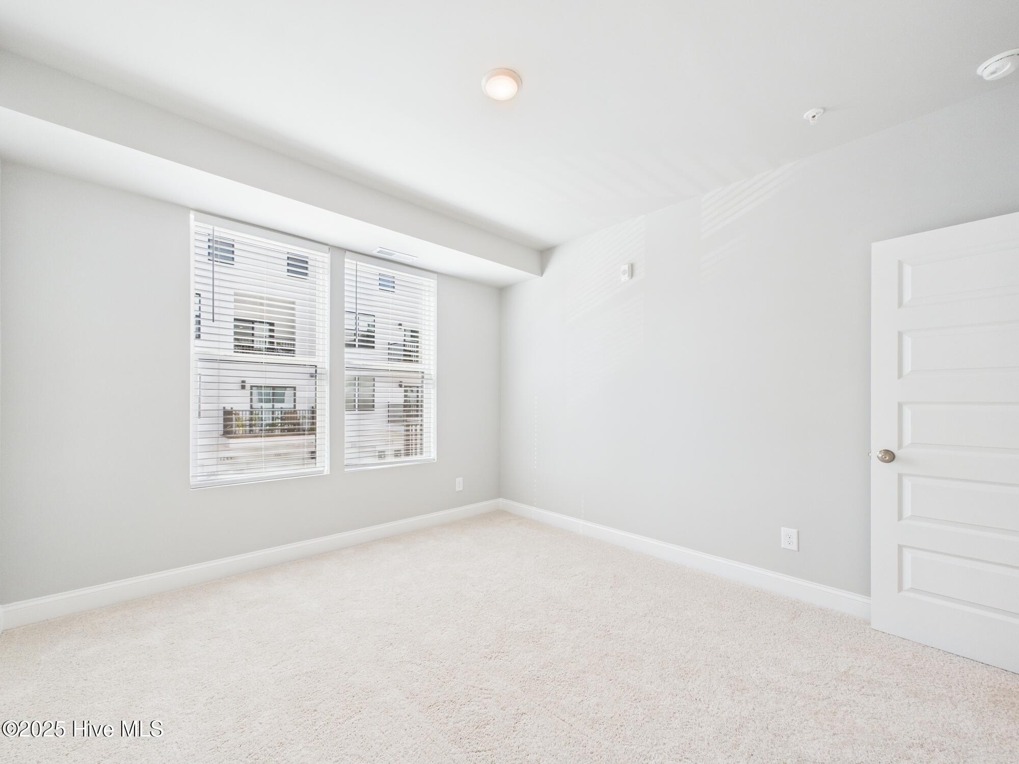 1251 Shaw View Alley, Unit 101 Raleigh, NC 27601 - Photo 39 of 47 CAM01608G0-PR0116-STILL020