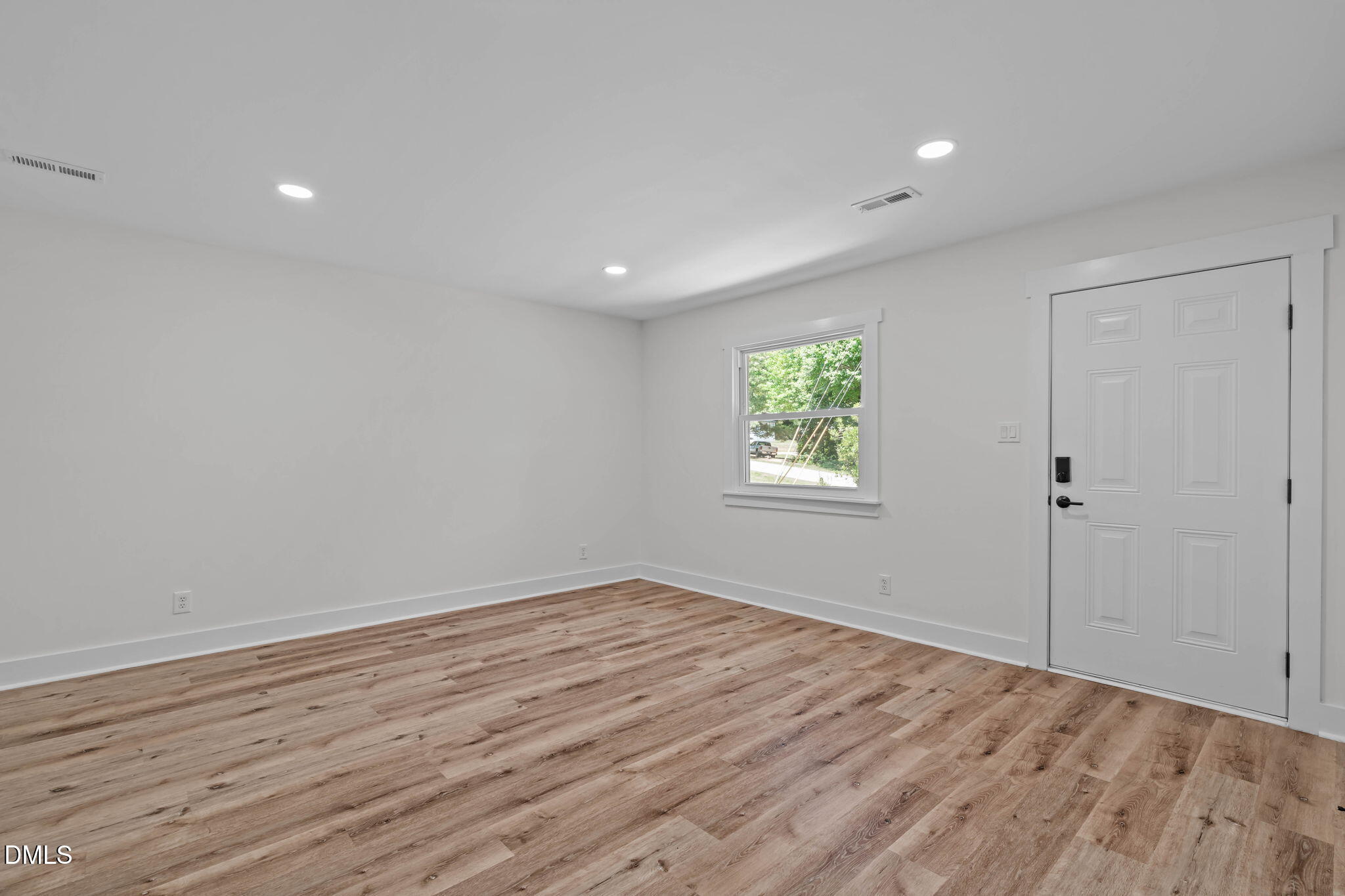 504 Tuliptree Road Hillsborough, NC 27278 - Photo 4 of 24