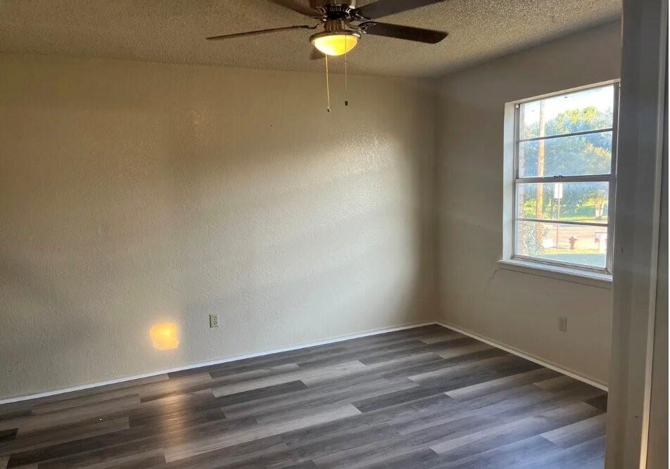 906 East Birch Street Canadian, TX 79014 - Photo 4 of 8