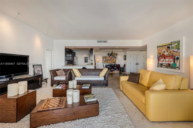 $2,300,000 | Northeast Coconut Grove, Miami, FL 33133