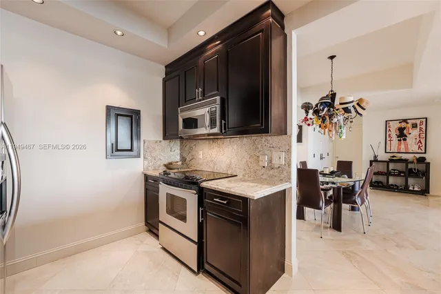 $2,300,000 | Northeast Coconut Grove, Miami, FL 33133