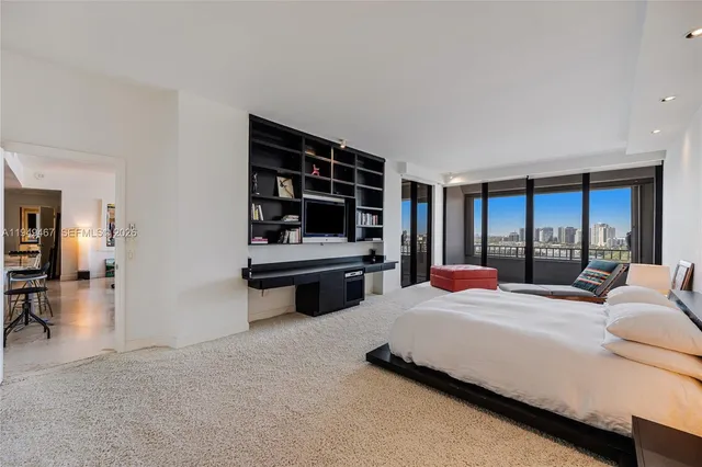 $2,300,000 | Northeast Coconut Grove, Miami, FL 33133