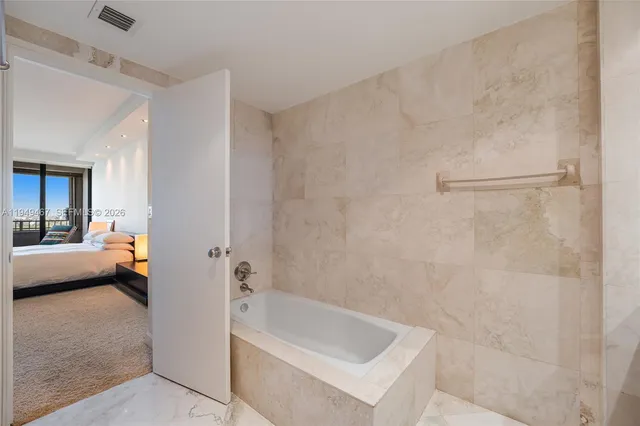 $2,300,000 | Northeast Coconut Grove, Miami, FL 33133