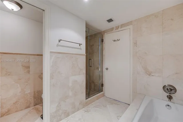 $2,300,000 | Northeast Coconut Grove, Miami, FL 33133