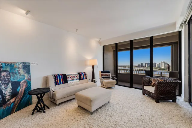 $2,300,000 | Northeast Coconut Grove, Miami, FL 33133