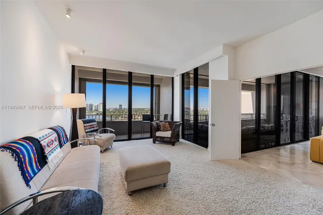 $2,300,000 | Northeast Coconut Grove, Miami, FL 33133