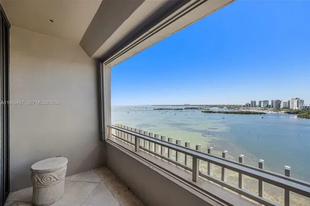 $2,300,000 | Northeast Coconut Grove, Miami, FL 33133