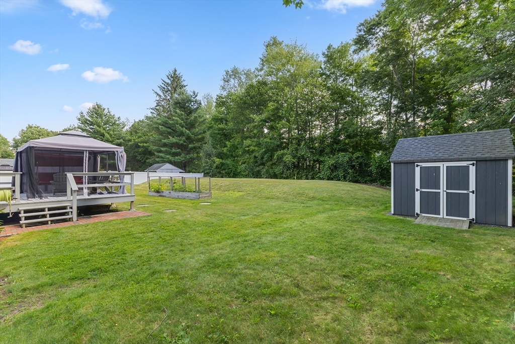 92 Adams Road Grafton, MA 01536 - Photo 20 of 26 Gallery Image 20