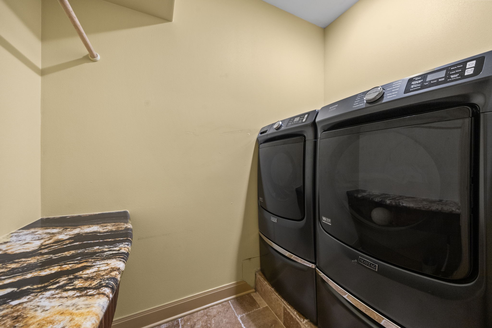 1524 Travis Street Columbus, TX 78934 - Photo 12 of 45