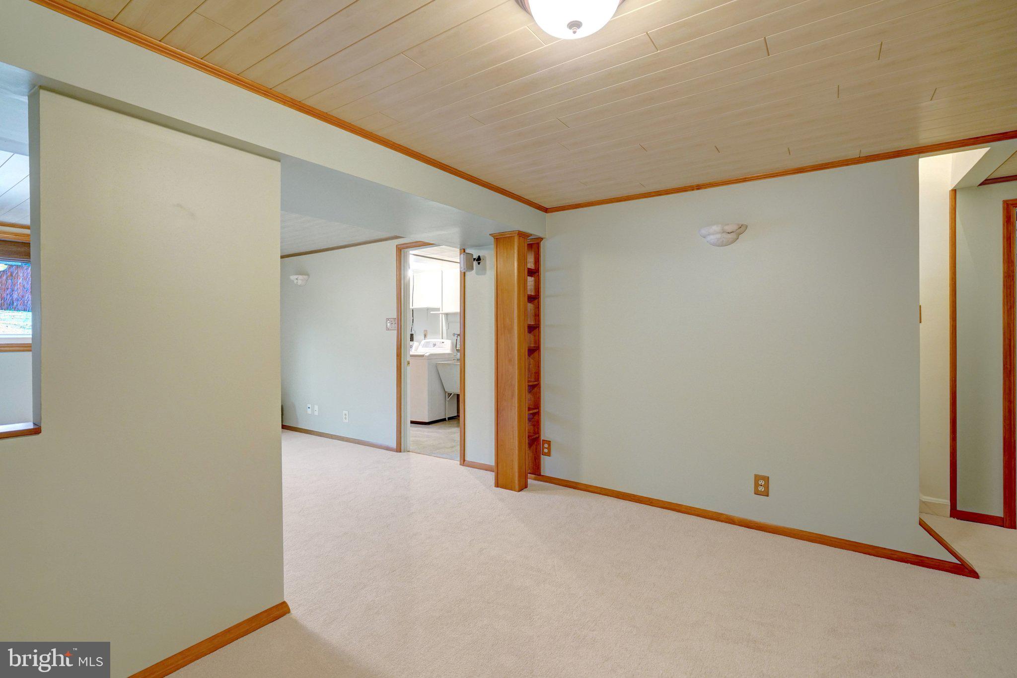 5417 Juliet Street Springfield, VA 22151 - Photo 28 of 46 a view of an empty room