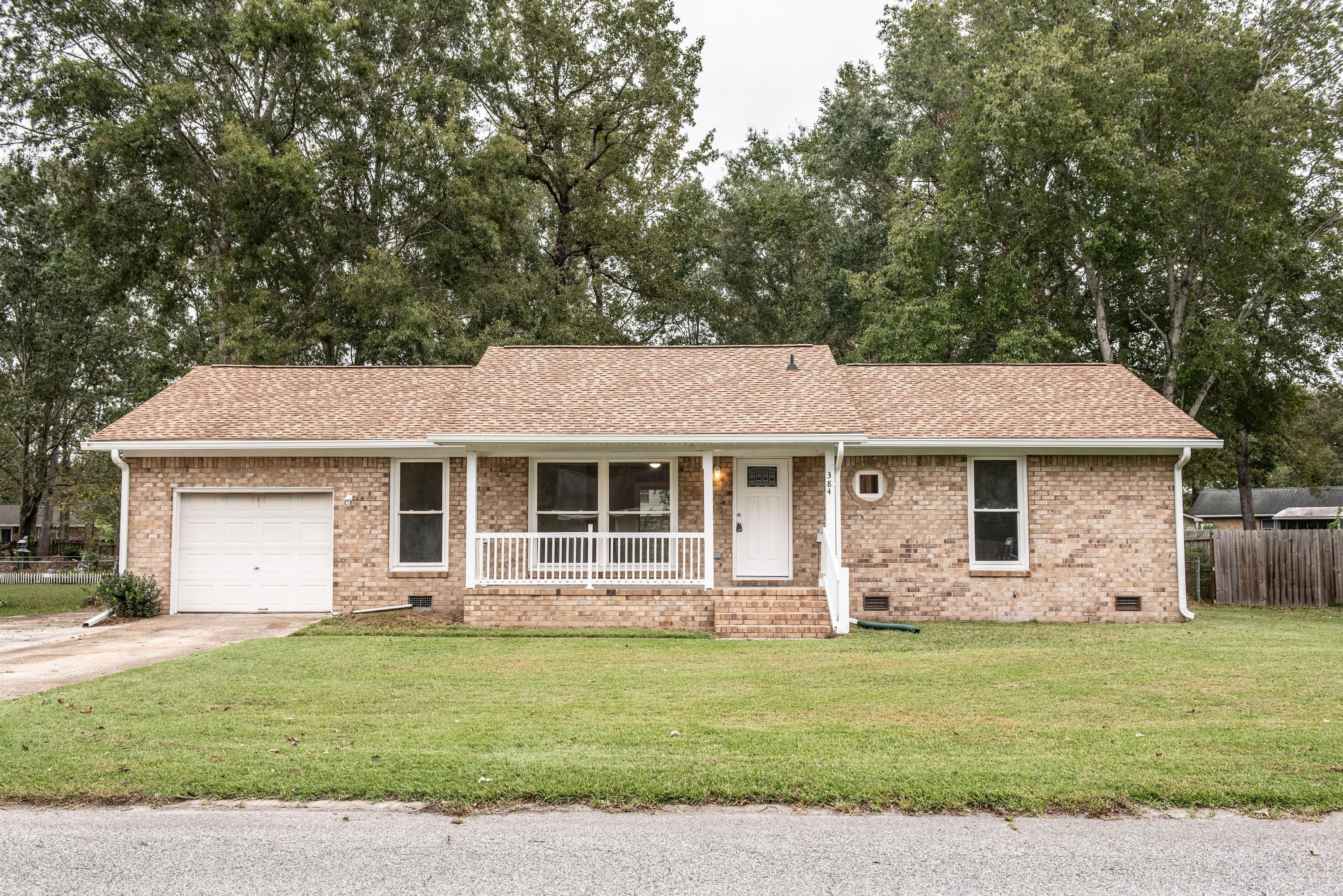 384 Oxford Road Ladson, SC 29456 - Photo 1 of 42 DSC_4317