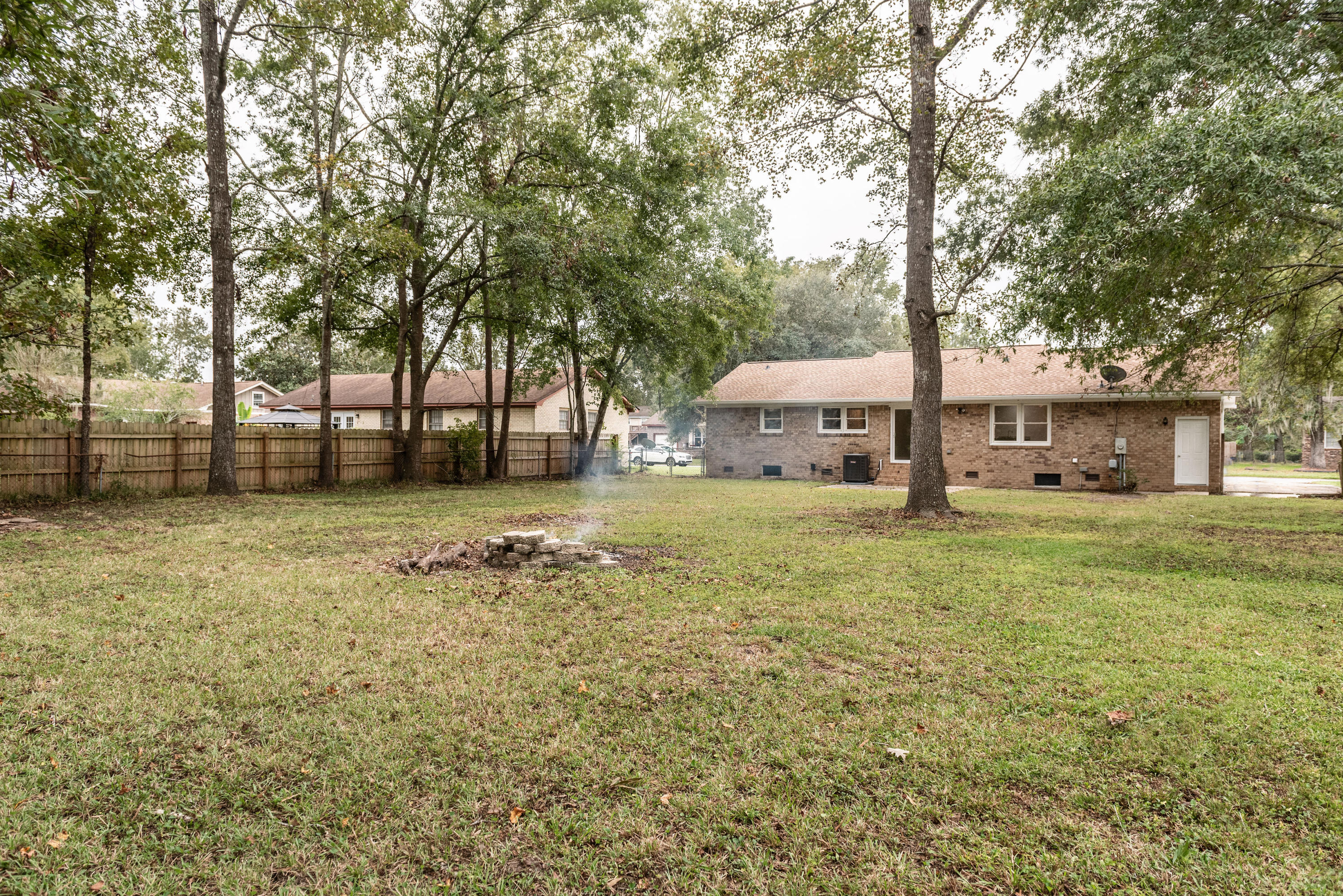 384 Oxford Road Ladson, SC 29456 - Photo 12 of 42 DSC_4330