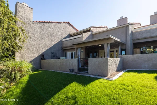 $679,950 | 5442 South Hurricane Court, Tempe, AZ 85283