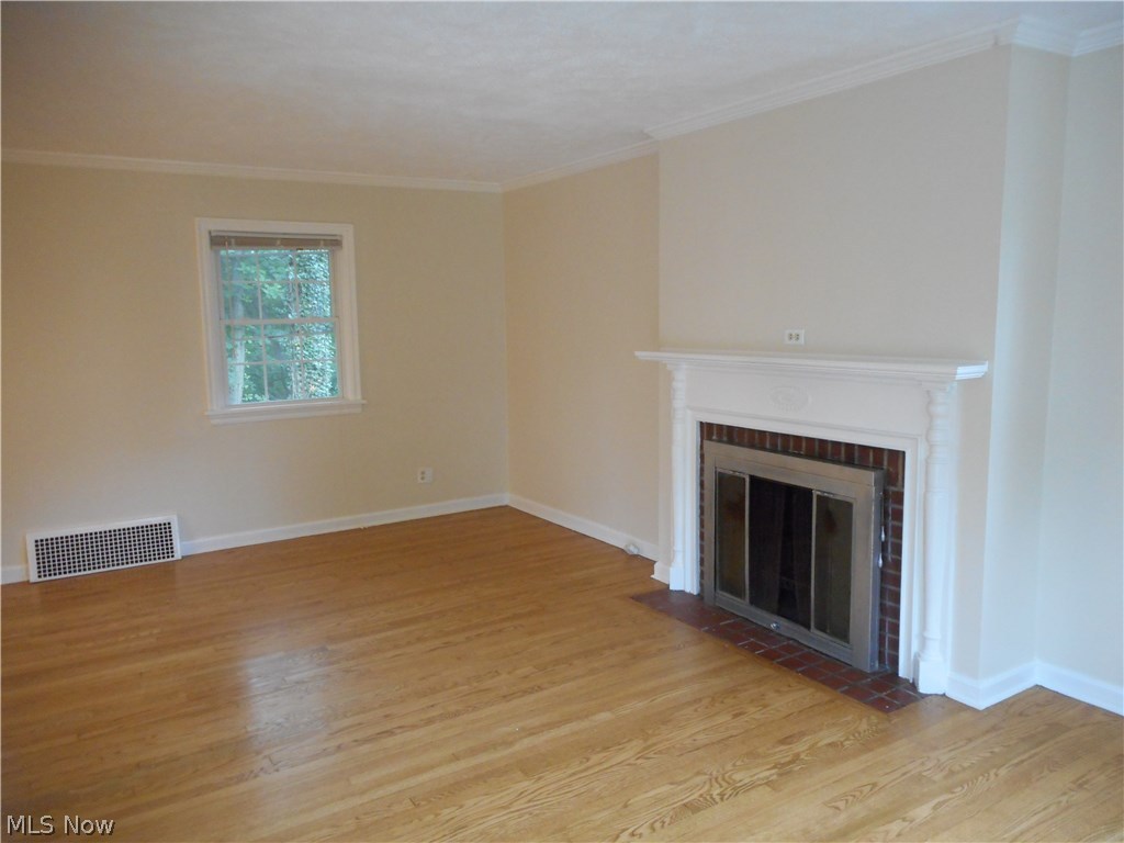 3628 Cummings Road Cleveland, OH 44118 - Photo 3 of 17