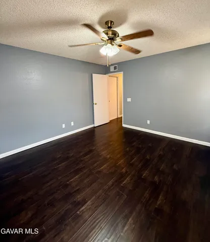 $2,100 | 36938 Bernardin Drive, Palmdale, CA 93550
