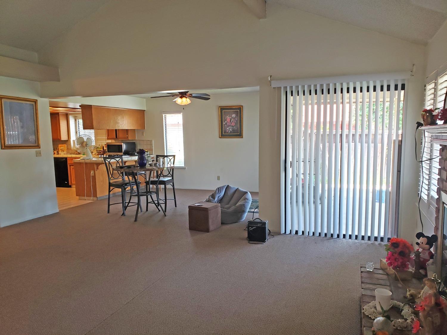 901 Barnett Way Madera, CA 93637 - Photo 6 of 20