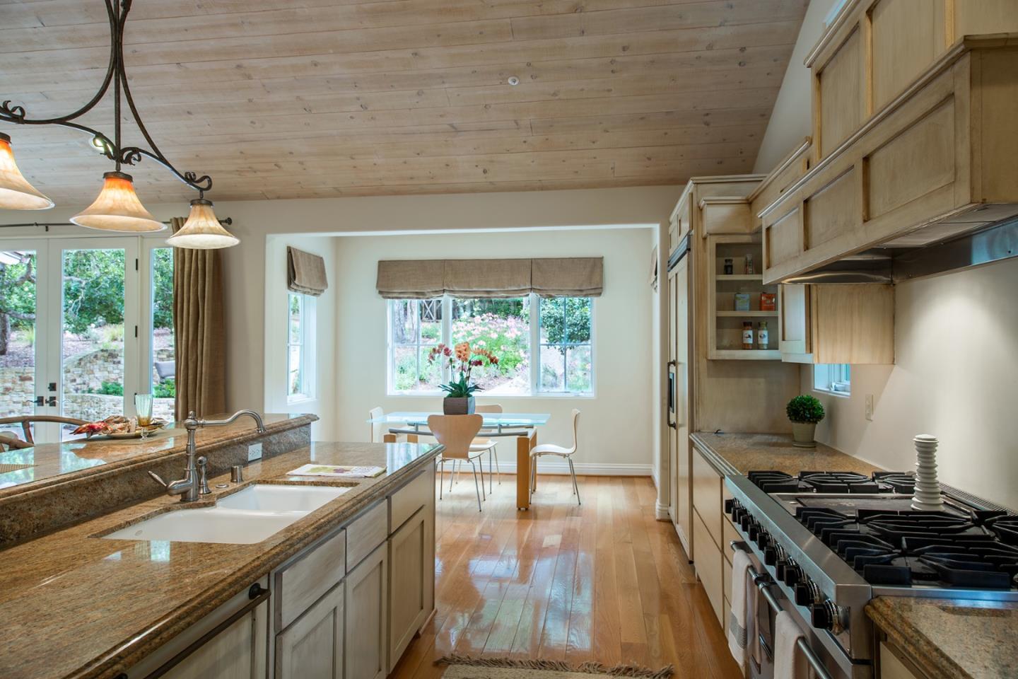 25647 Hatton Road Carmel, CA 93923 - Photo 11 of 26 Gallery Image 11