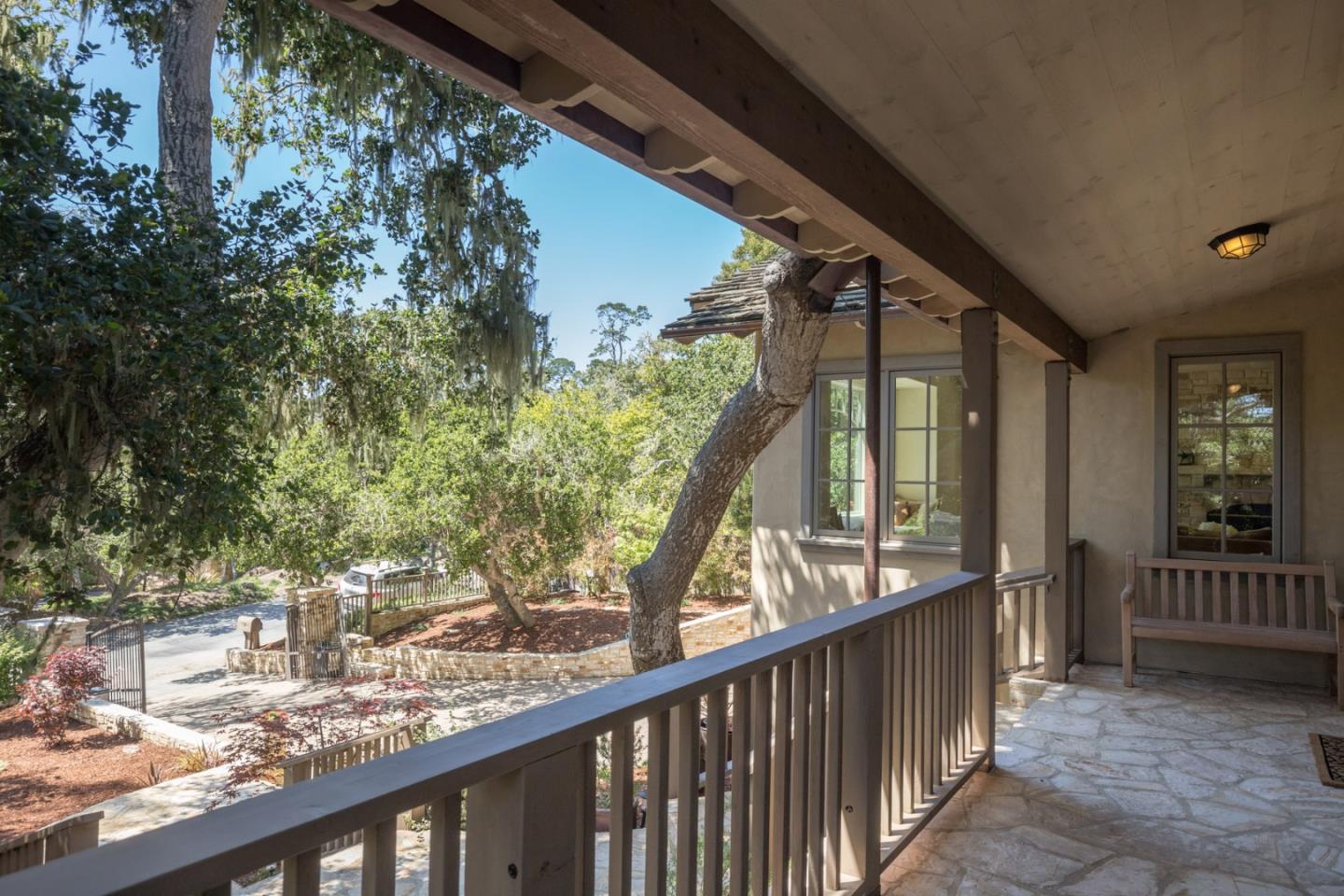 25647 Hatton Road Carmel, CA 93923 - Photo 4 of 26 Gallery Image 4