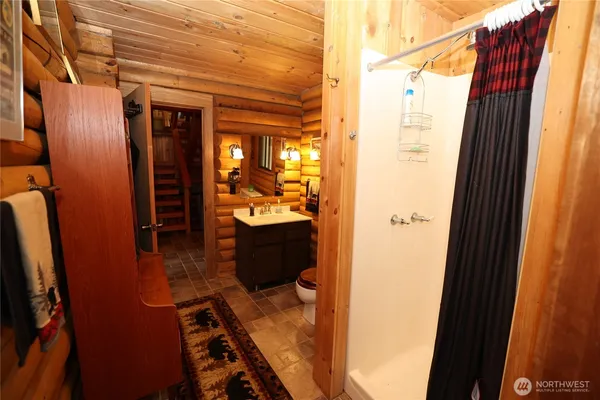 a view of a walk in closet