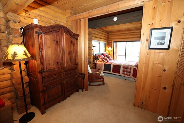 a view of a storage & utility room