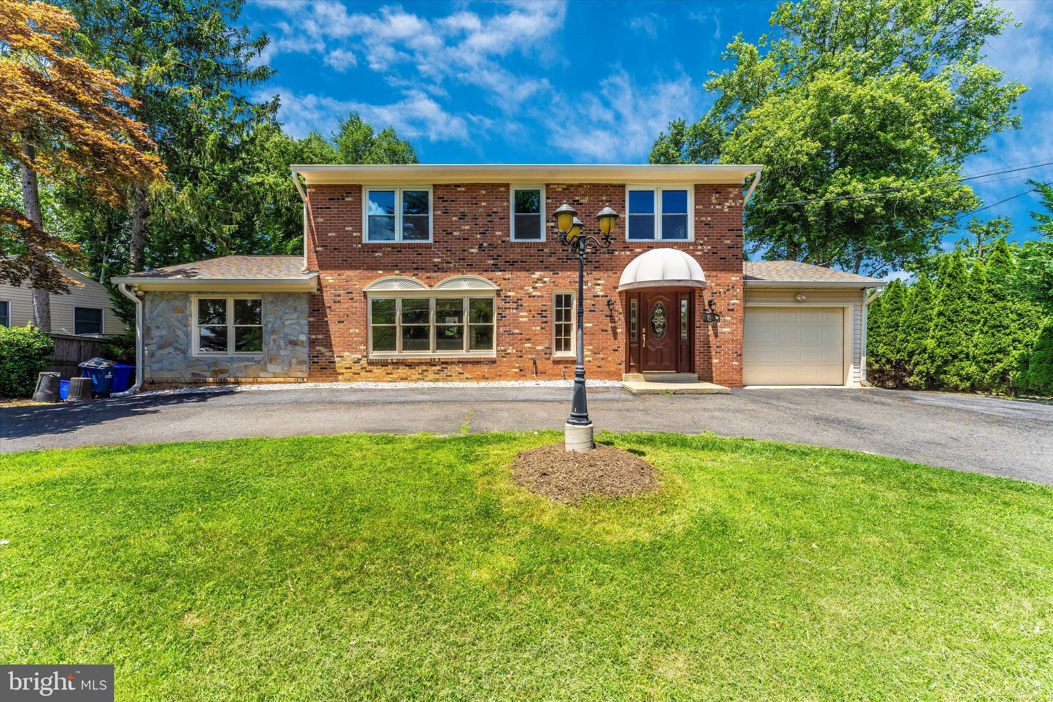 8807 Postoak Road Potomac, MD 20854 - Photo 1 of 54 Gallery Image 1