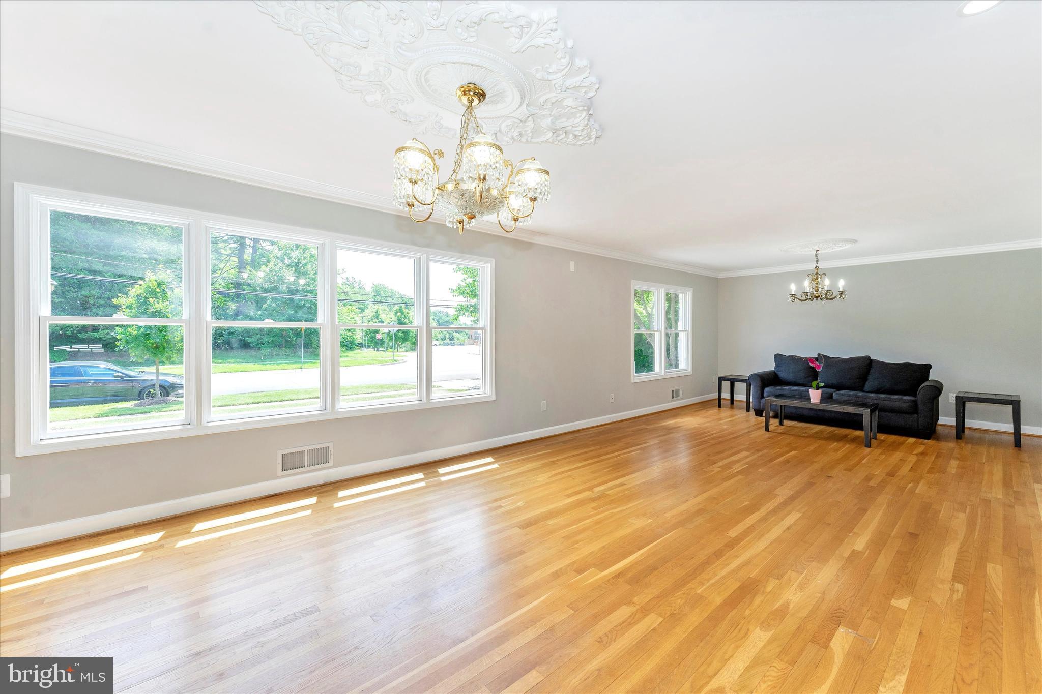 8807 Postoak Road Potomac, MD 20854 - Photo 13 of 54 Gallery Image 13