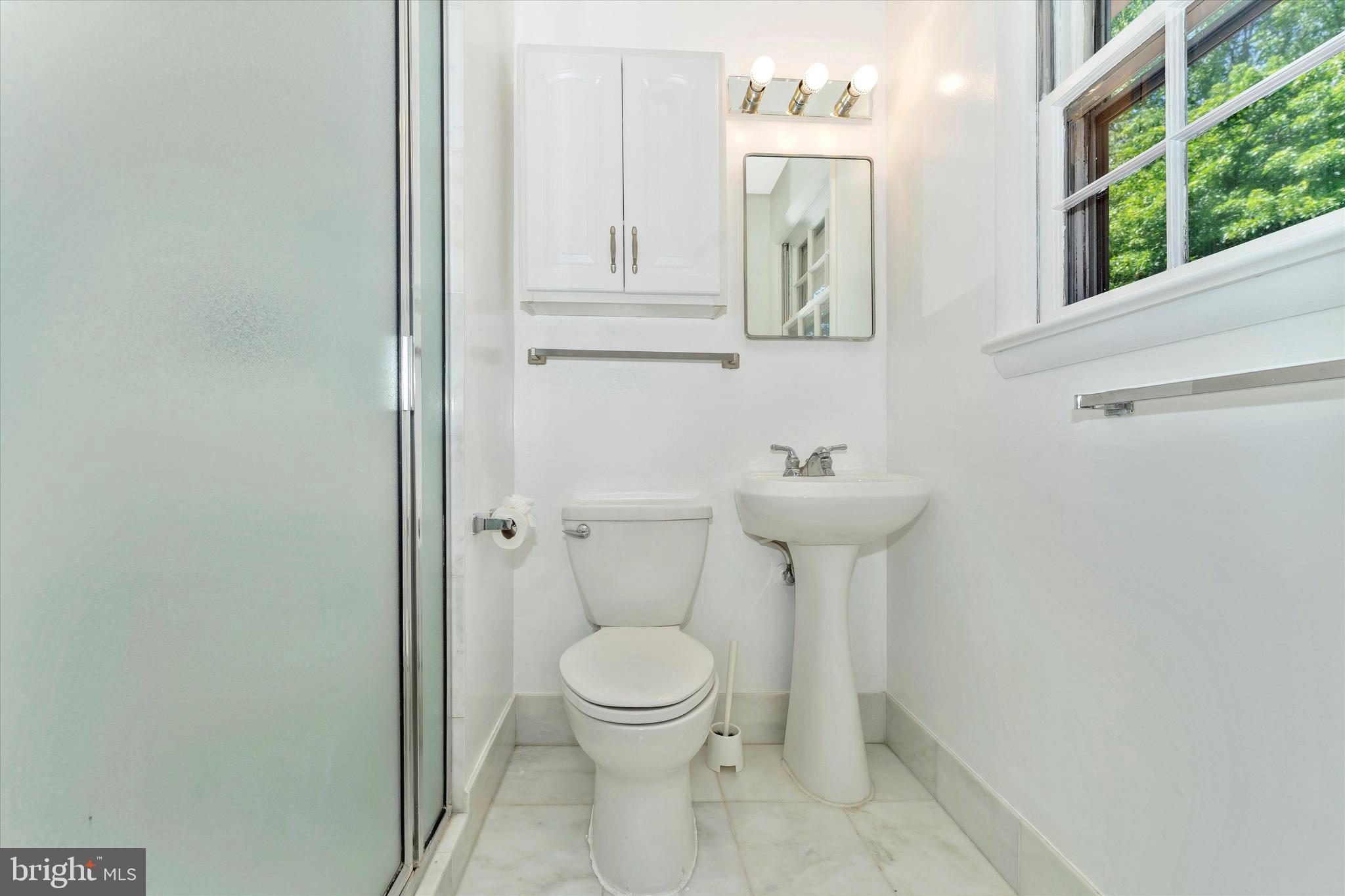 8807 Postoak Road Potomac, MD 20854 - Photo 26 of 54 Gallery Image 26
