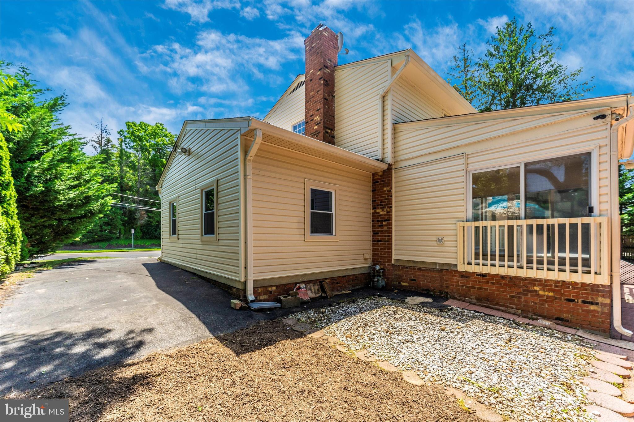 8807 Postoak Road Potomac, MD 20854 - Photo 48 of 54 Gallery Image 48