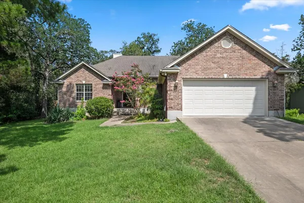 $309,900 | 415 Tahitian Drive, Bastrop, TX 78602