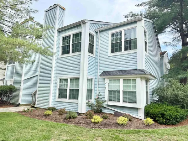 $199,000 | 156 Driftwood Court, Unit 156, Smithville, NJ 08205