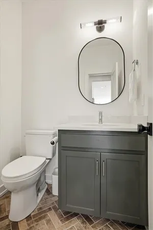 $784,900 | 17711 Mission Ridge, Smithville, MO 64089