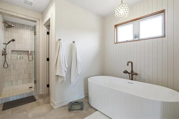 $784,900 | 17711 Mission Ridge, Smithville, MO 64089