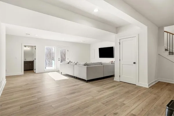 $784,900 | 17711 Mission Ridge, Smithville, MO 64089