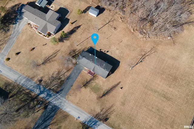 $168,000 | 501 Tower Road, Herrin, IL 62948