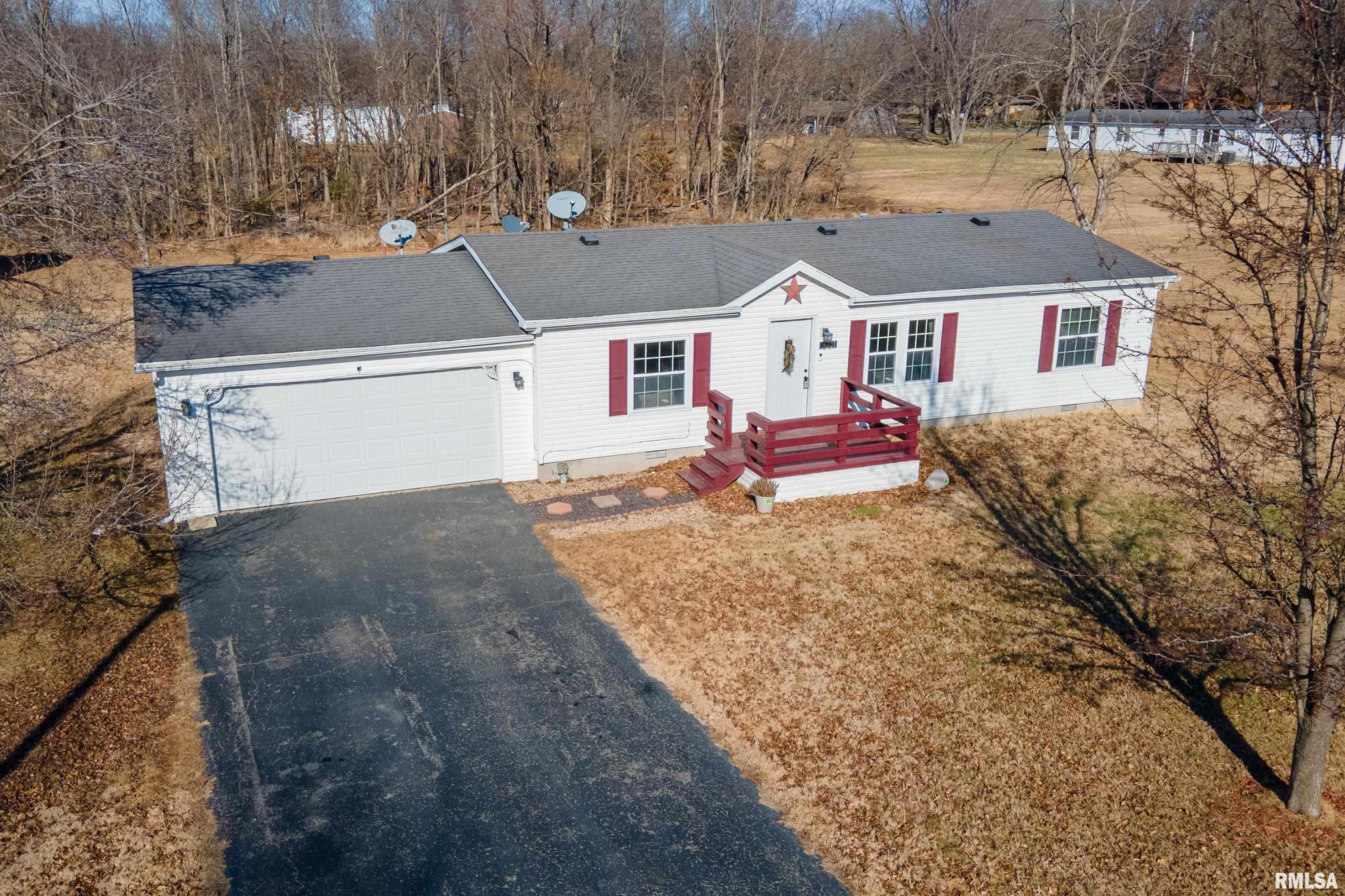 501 Tower Road Herrin, IL 62948 - Photo 4 of 27